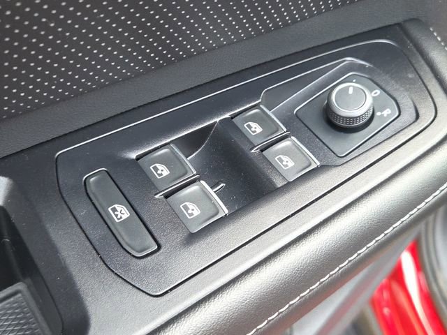 Used 2024 Volkswagen Atlas SE w/ Black Wheel Package image 17