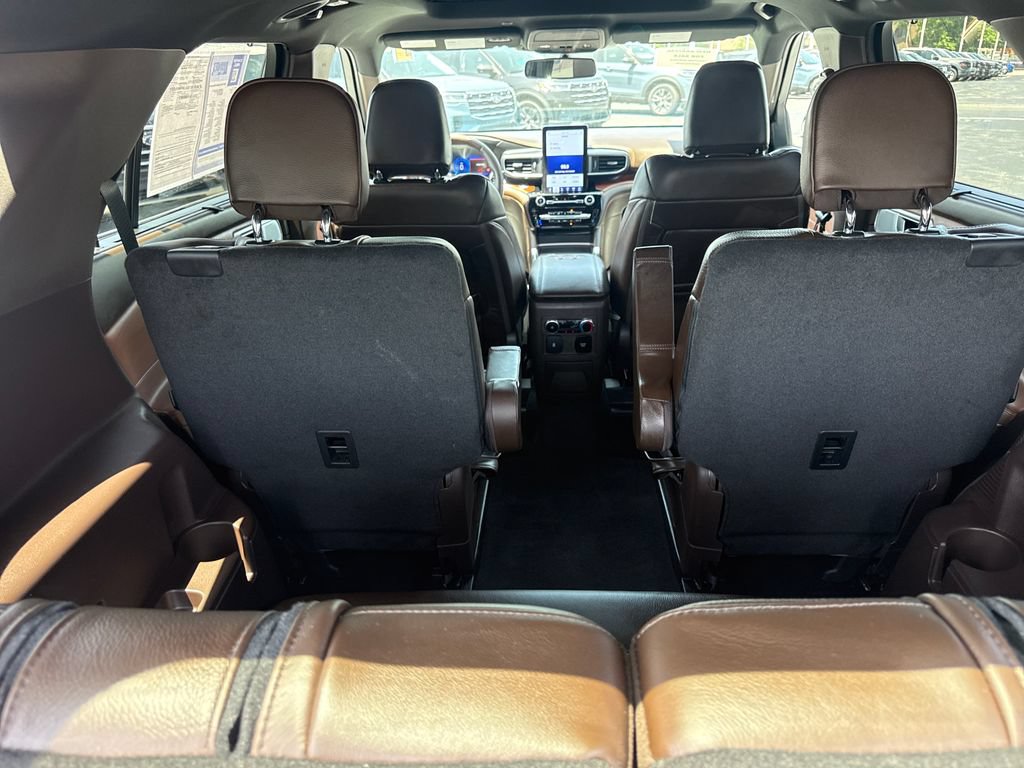 Used 2024 Ford Explorer King Ranch w/ Technology Package AWD/4WD image 16