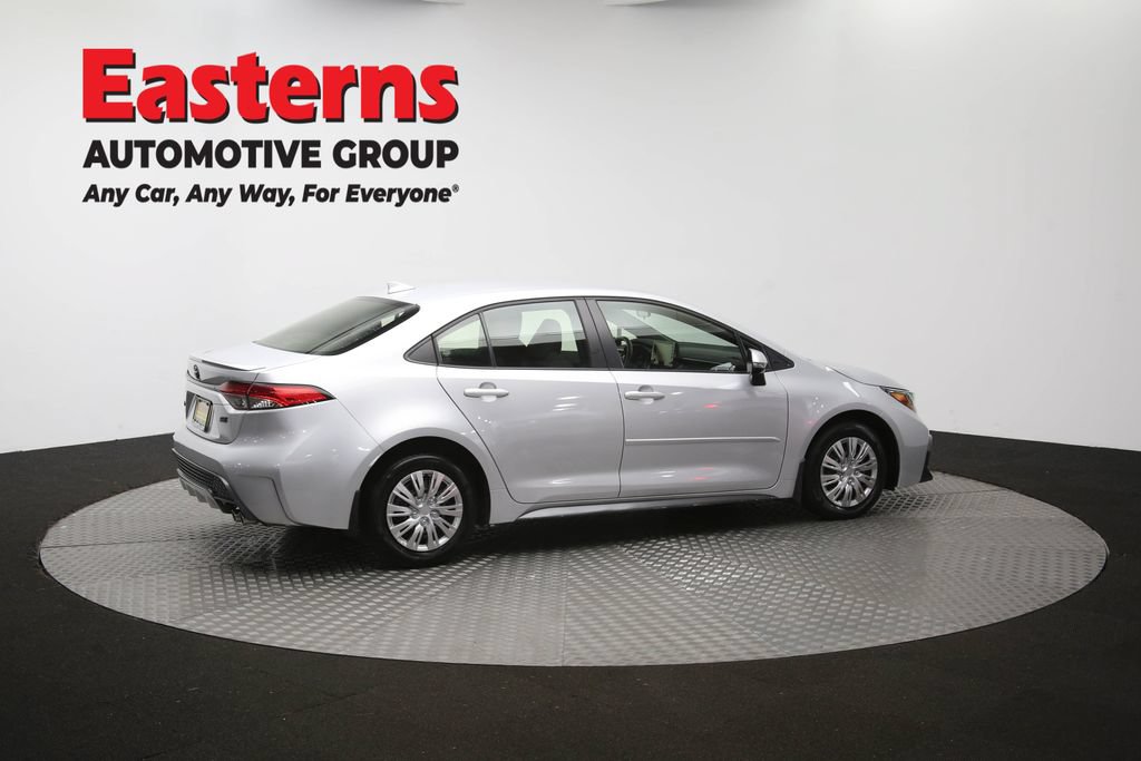 Used 2022 Toyota Corolla SE FWD image 40