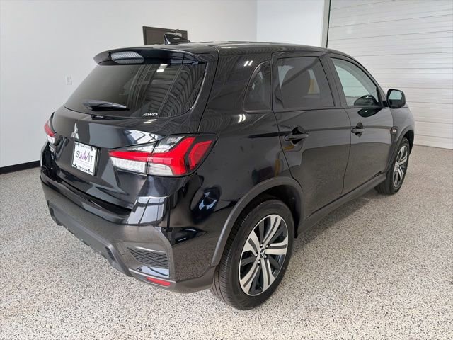Used 2024 Mitsubishi Outlander Sport AWD image 3