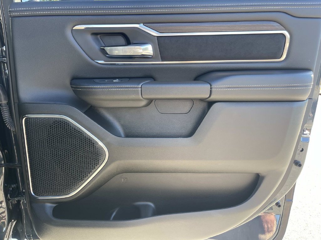 Used 2026 RAM 1500 Laramie AWD/4WD image 22