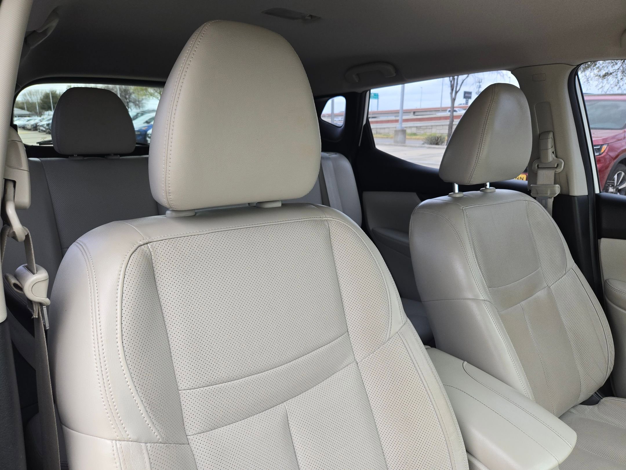 Used 2019 Nissan Rogue Sport SL image 30