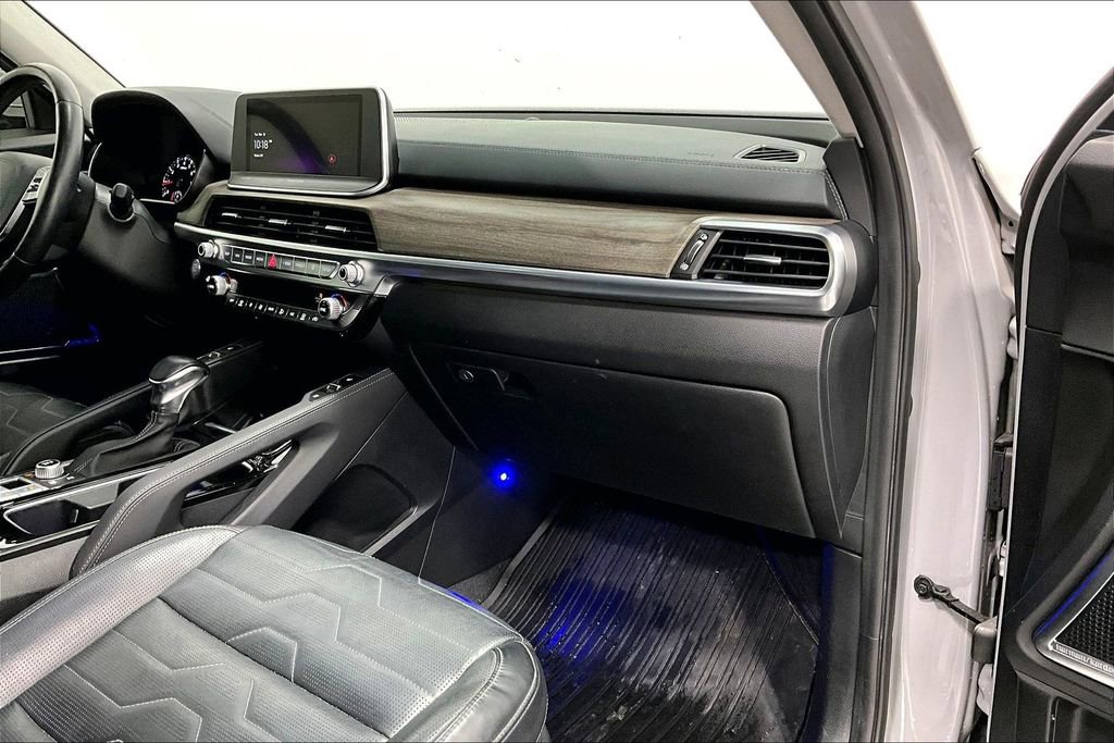 Used 2022 Kia Telluride SX w/ SX Prestige Package image 18