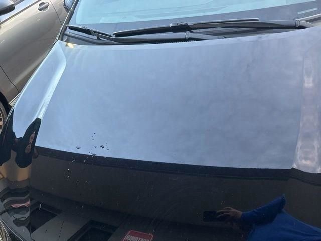 Used 2023 Toyota Corolla SE image 2