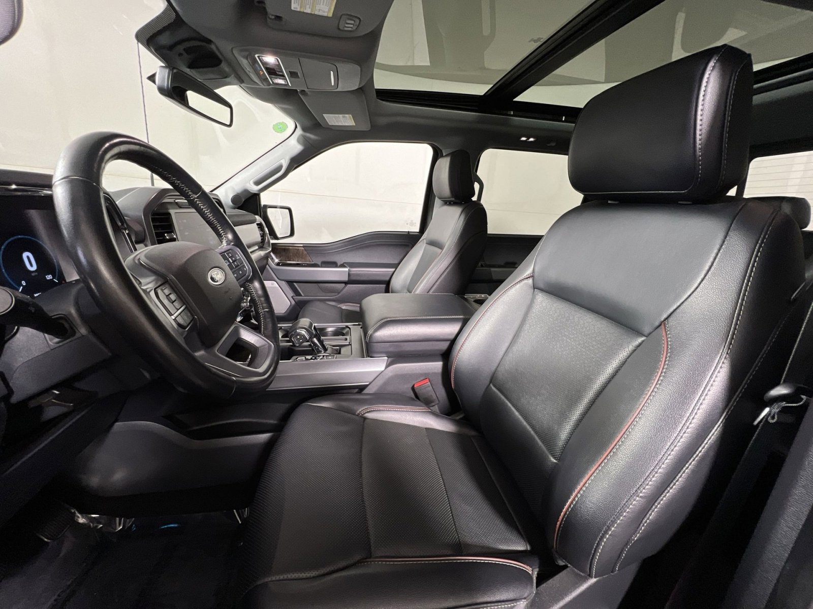 Used 2023 Ford F150 Lariat w/ FX4 Off-Road Package image 13