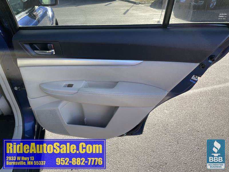 Used 2011 Subaru Outback 2.5i Premium image 15