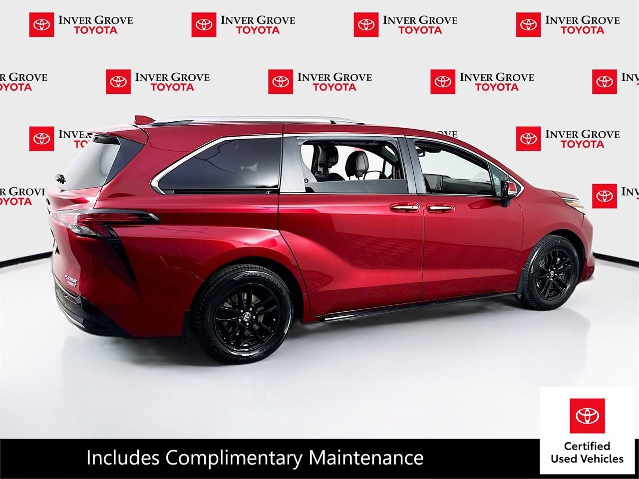 Certified 2023 Toyota Sienna Platinum AWD/4WD image 5