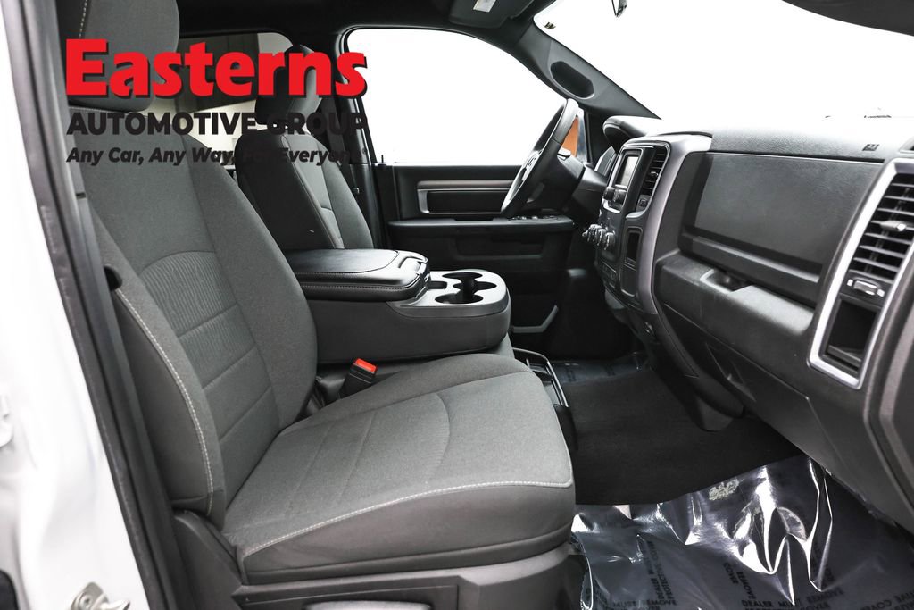 Used 2024 RAM 1500 Classic Warlock RWD image 23