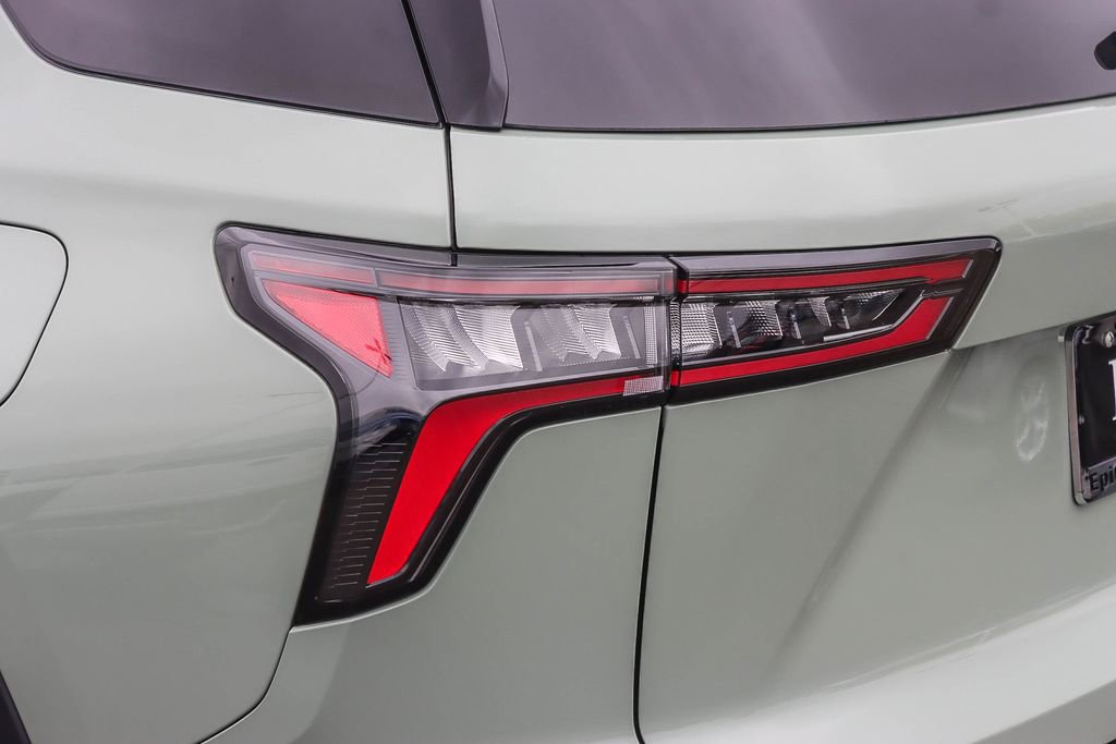 New 2026 Chevrolet Equinox ACTIV w/ Convenience Package III image 8