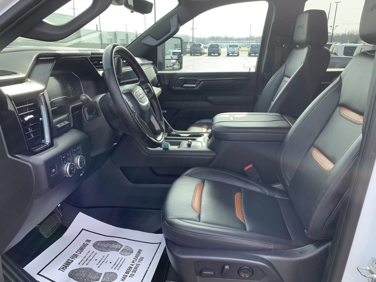 Used 2025 GMC Sierra 3500 AT4 w/ AT4 Premium Plus Package image 11