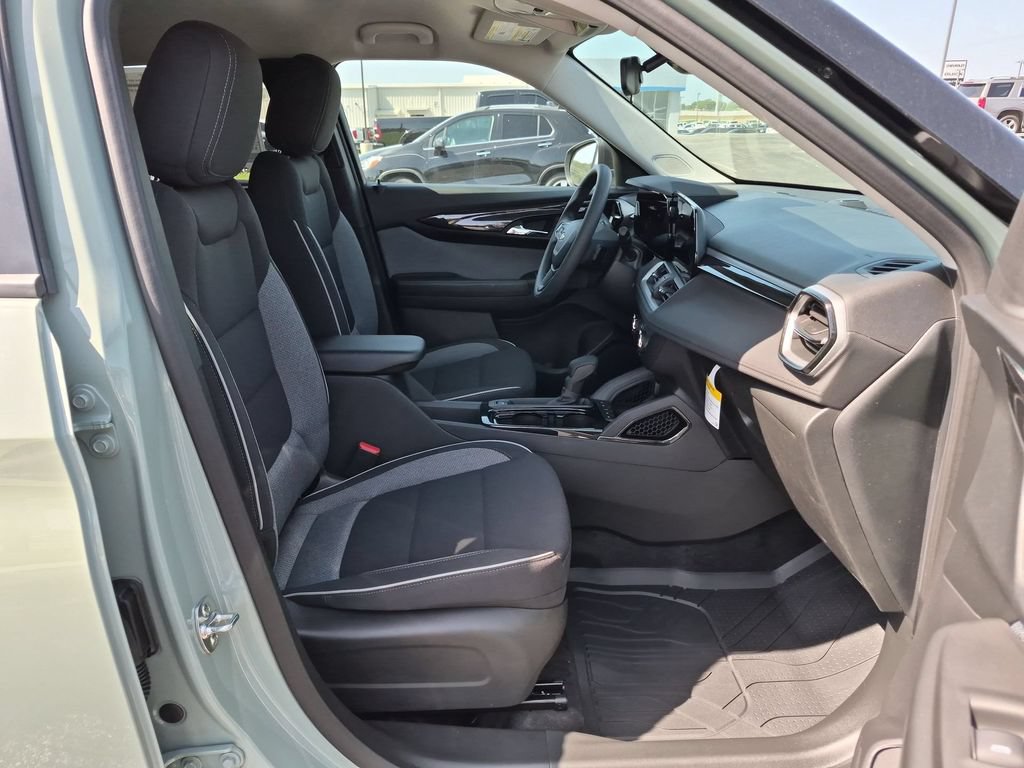 New 2026 Chevrolet TrailBlazer LS w/ LS Convenience Package FWD image 25