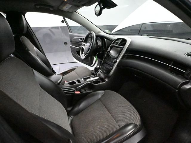 Used 2016 Chevrolet Malibu LT w/ Power Convenience Package FWD image 44