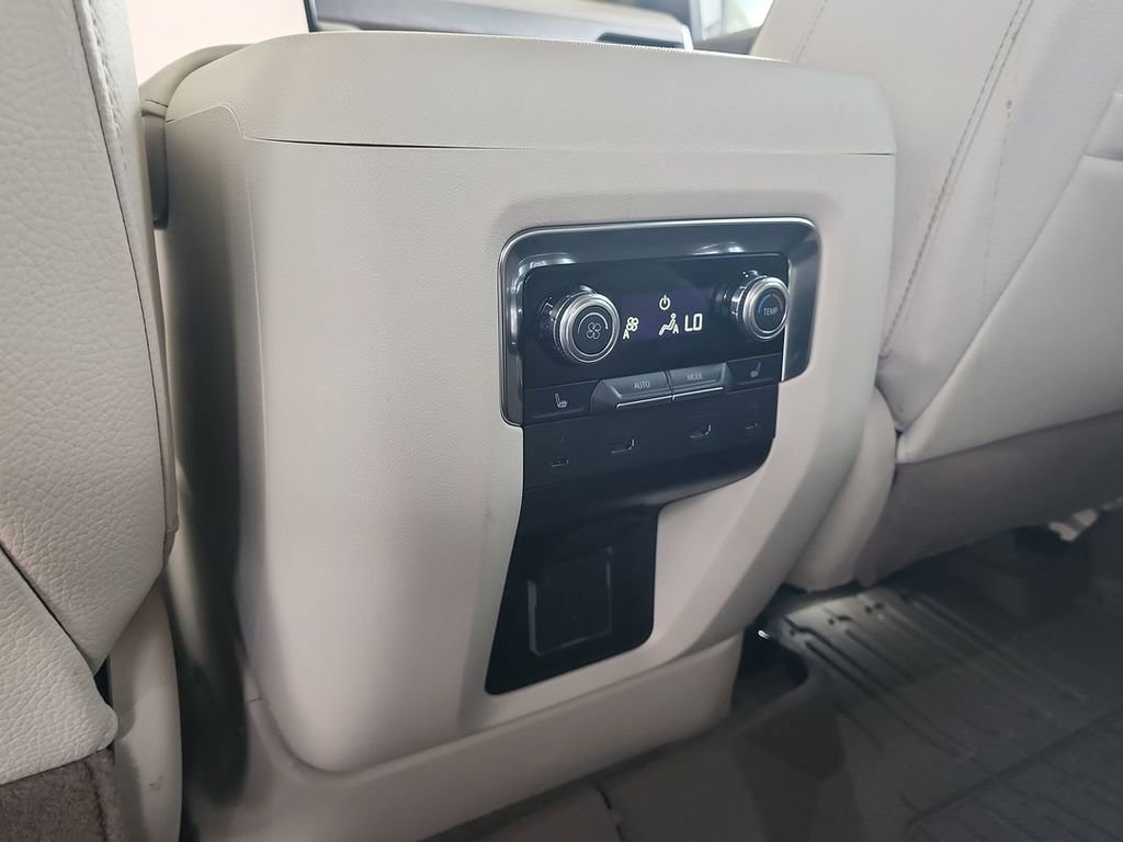 Used 2025 GMC Yukon Denali w/ Denali Reserve Package AWD/4WD image 21