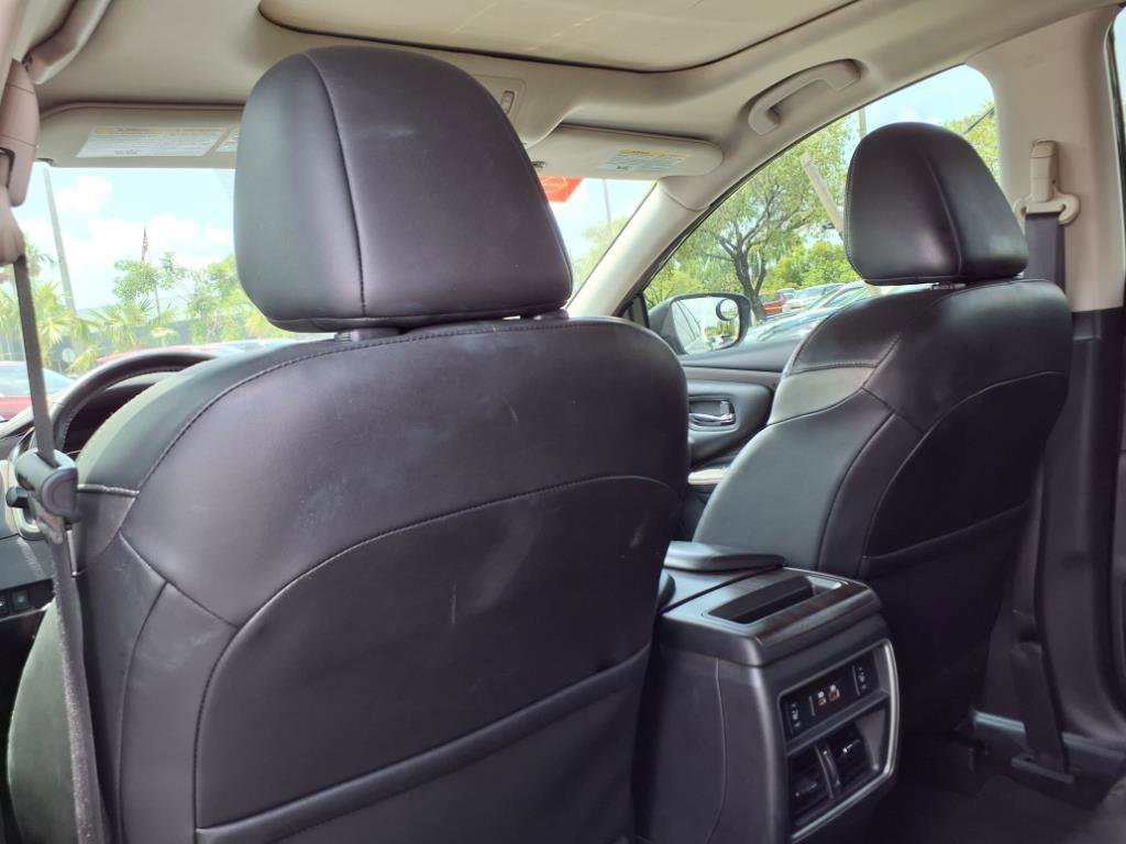 Used 2019 Nissan Murano Platinum image 13