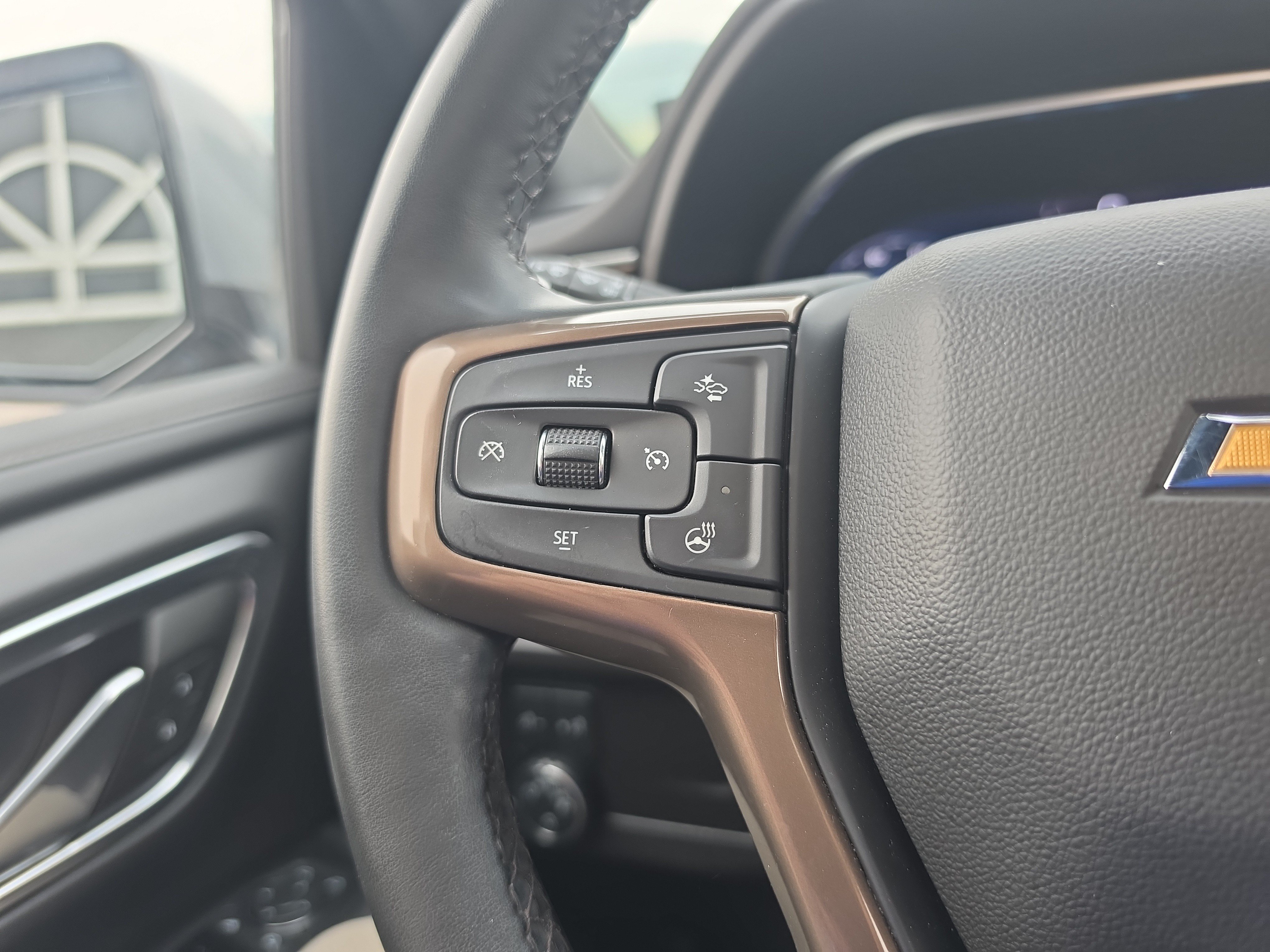Used 2023 Chevrolet Tahoe High Country AWD/4WD image 24