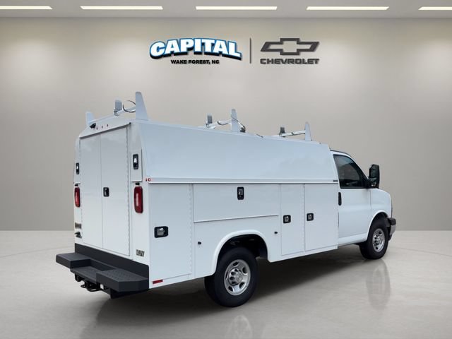 New 2025 Chevrolet Express 3500 w/ Power Convenience Package RWD image 5