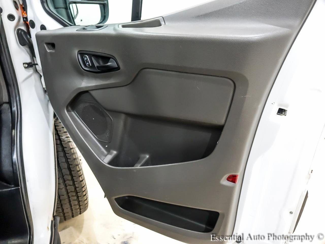 Used 2022 Ford Transit 350 148 High Roof DRW AWD image 18