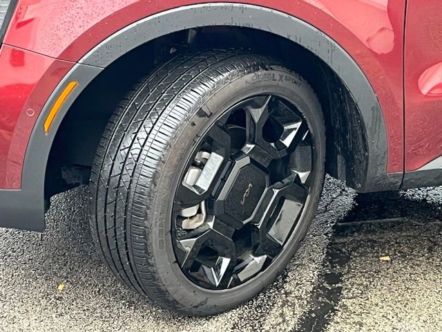 Certified 2025 Kia Sorento SX image 3