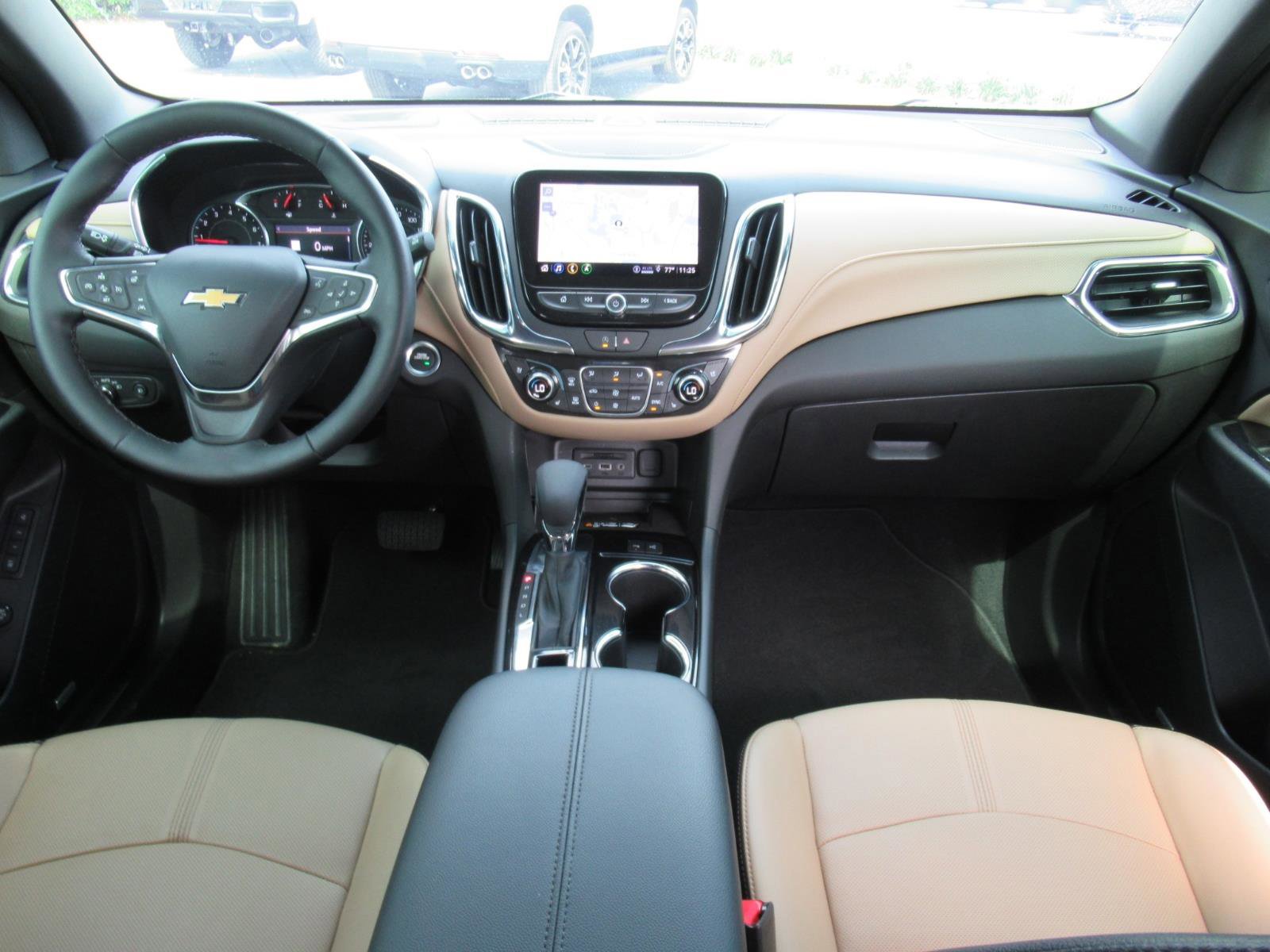 Used 2024 Chevrolet Equinox Premier FWD image 13