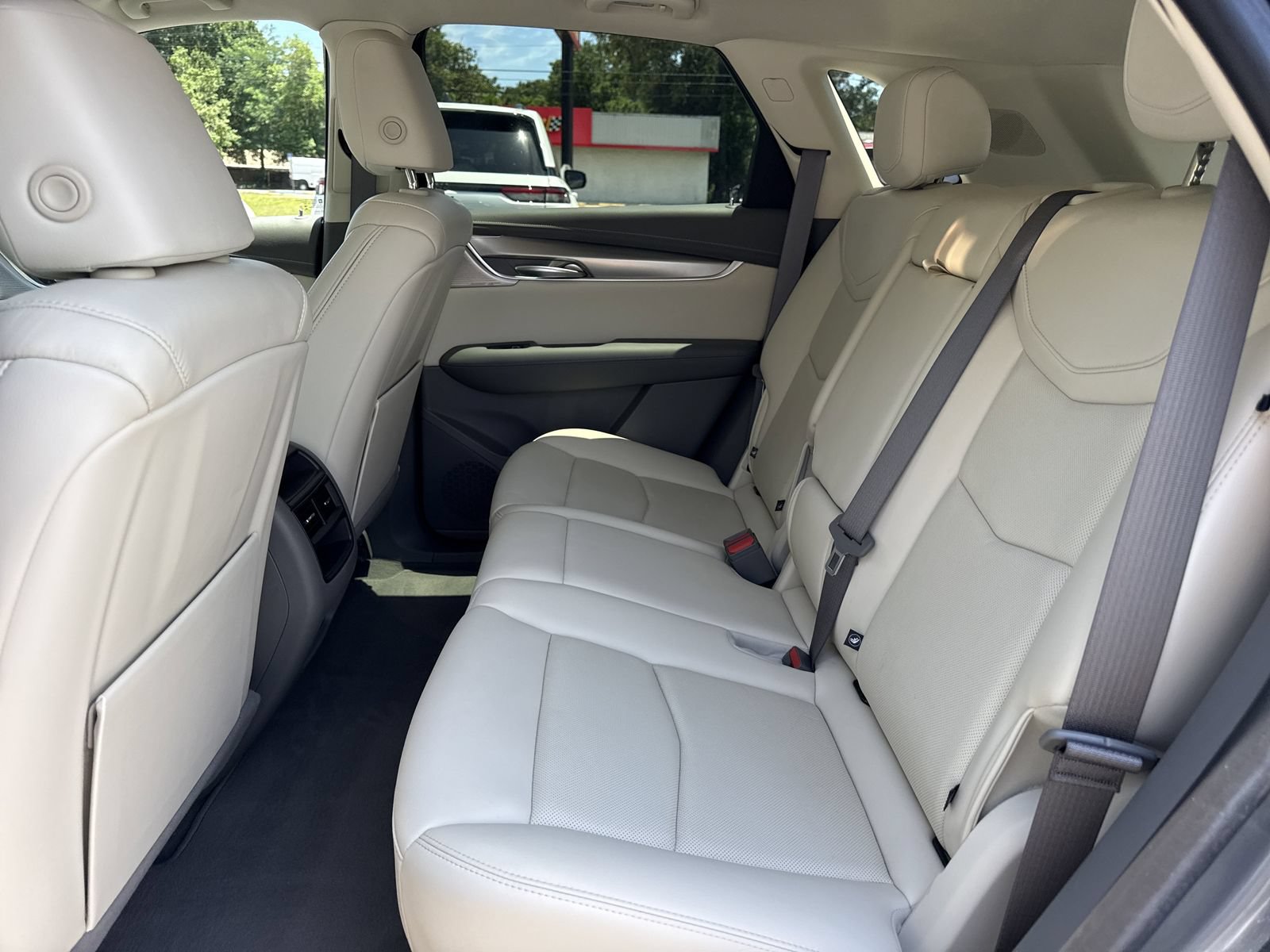 Used 2021 Cadillac XT5 Premium Luxury FWD image 10