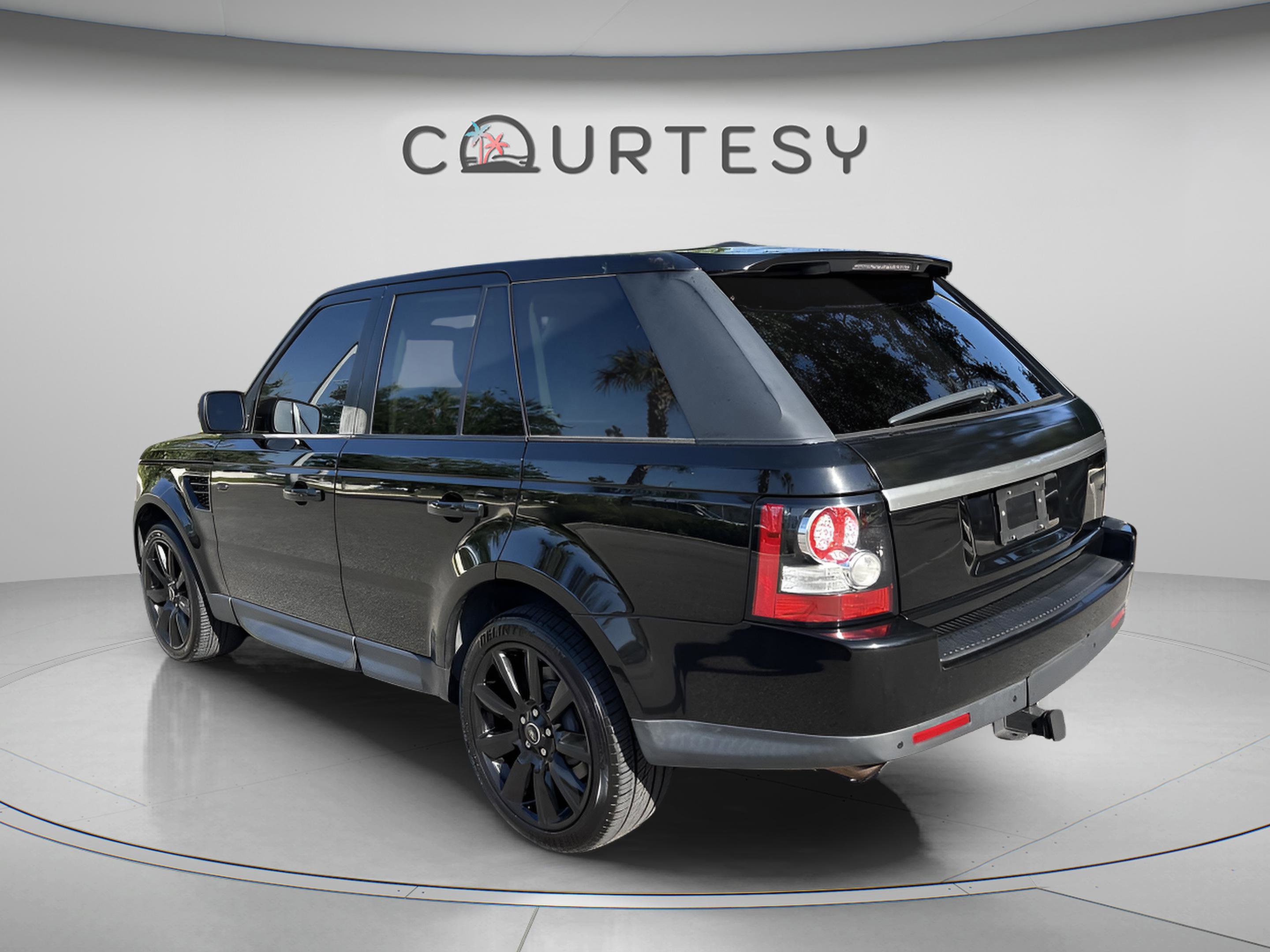 Used 2013 Land Rover Range Rover Sport HSE LUX image 5
