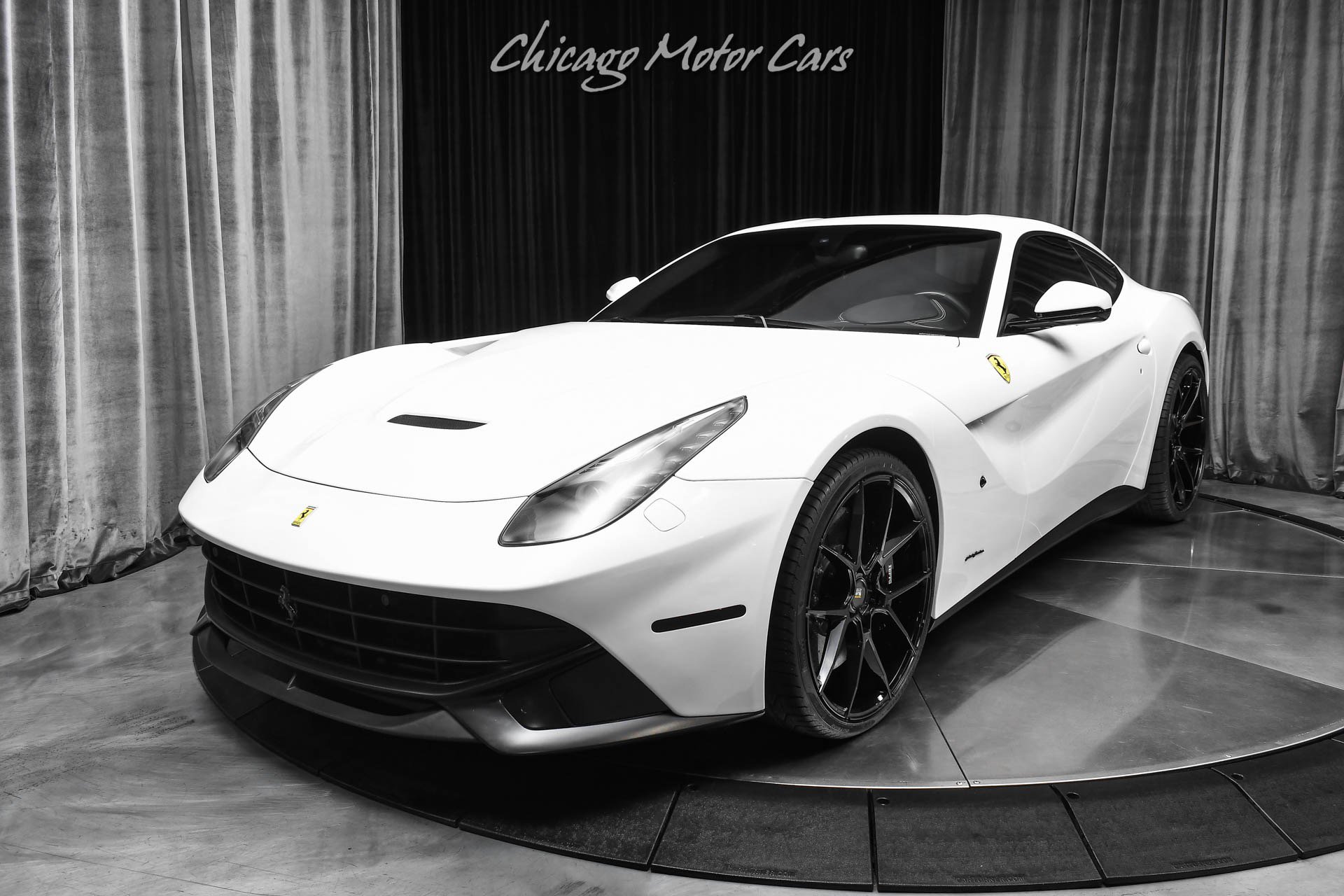 Used 2014 Ferrari F12 Berlinetta RWD image 2