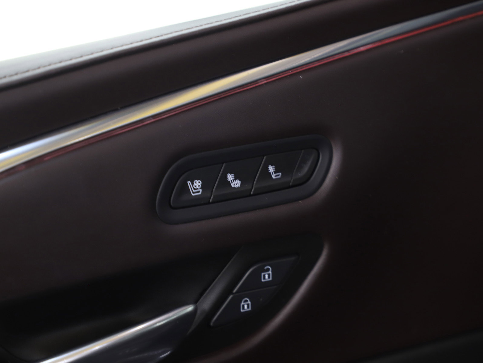 Used 2021 Cadillac Escalade Sport Platinum AWD/4WD image 28