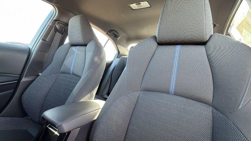 Used 2021 Toyota Corolla SE w/ Carpet Mat Package (TMS) image 11