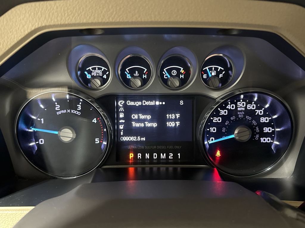 Used 2015 Ford F250 Lariat w/ Lariat Interior Package image 12