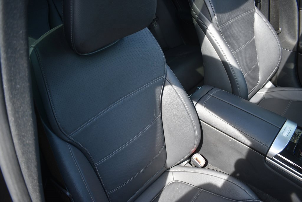 Used 2024 Mercedes-Benz C 300 Sedan image 24