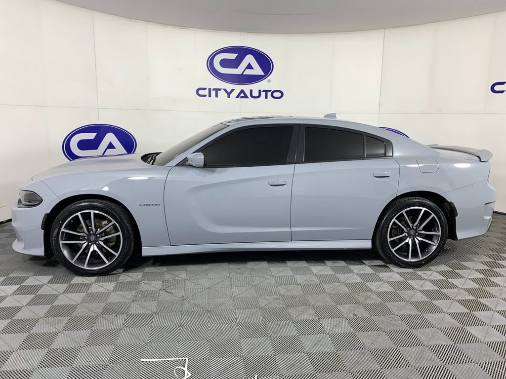 Used 2022 Dodge Charger R/T w/ Plus Group RWD image 6