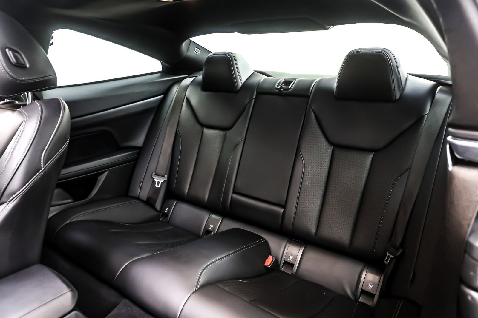 Used 2024 BMW 430i xDrive Coupe w/ Premium Package image 17