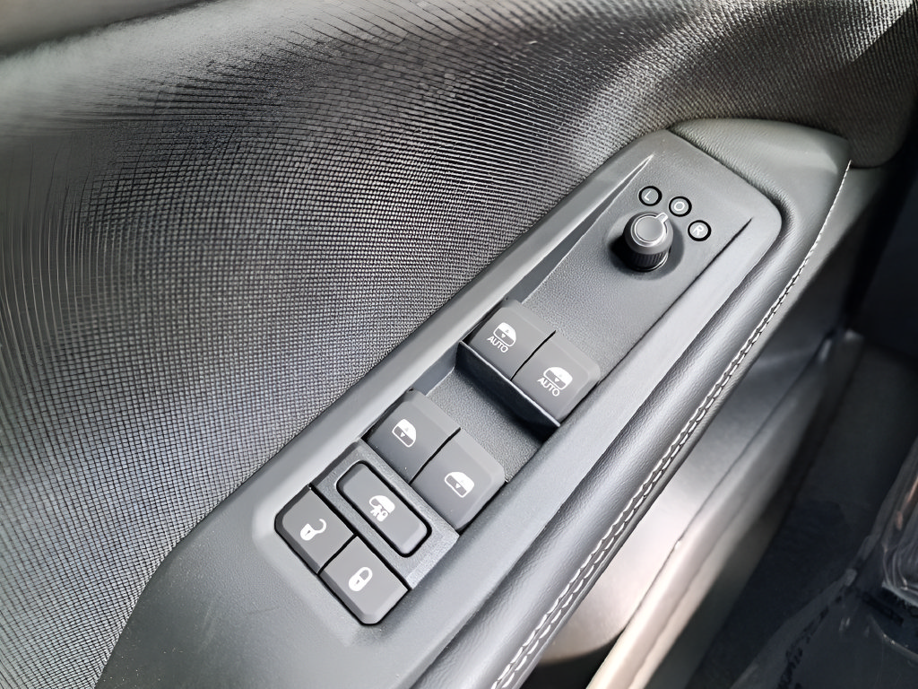 New 2026 Jeep Cherokee Laredo AWD/4WD image 24