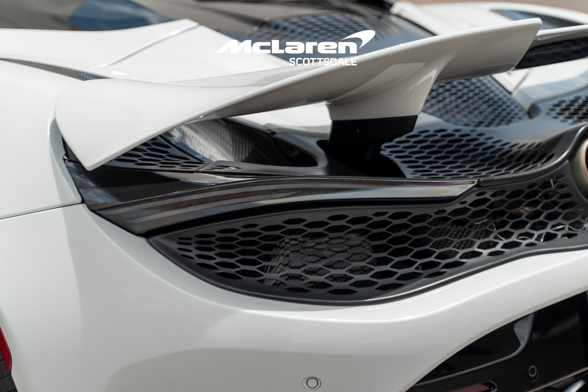 Used 2024 McLaren 750S Spider RWD image 30
