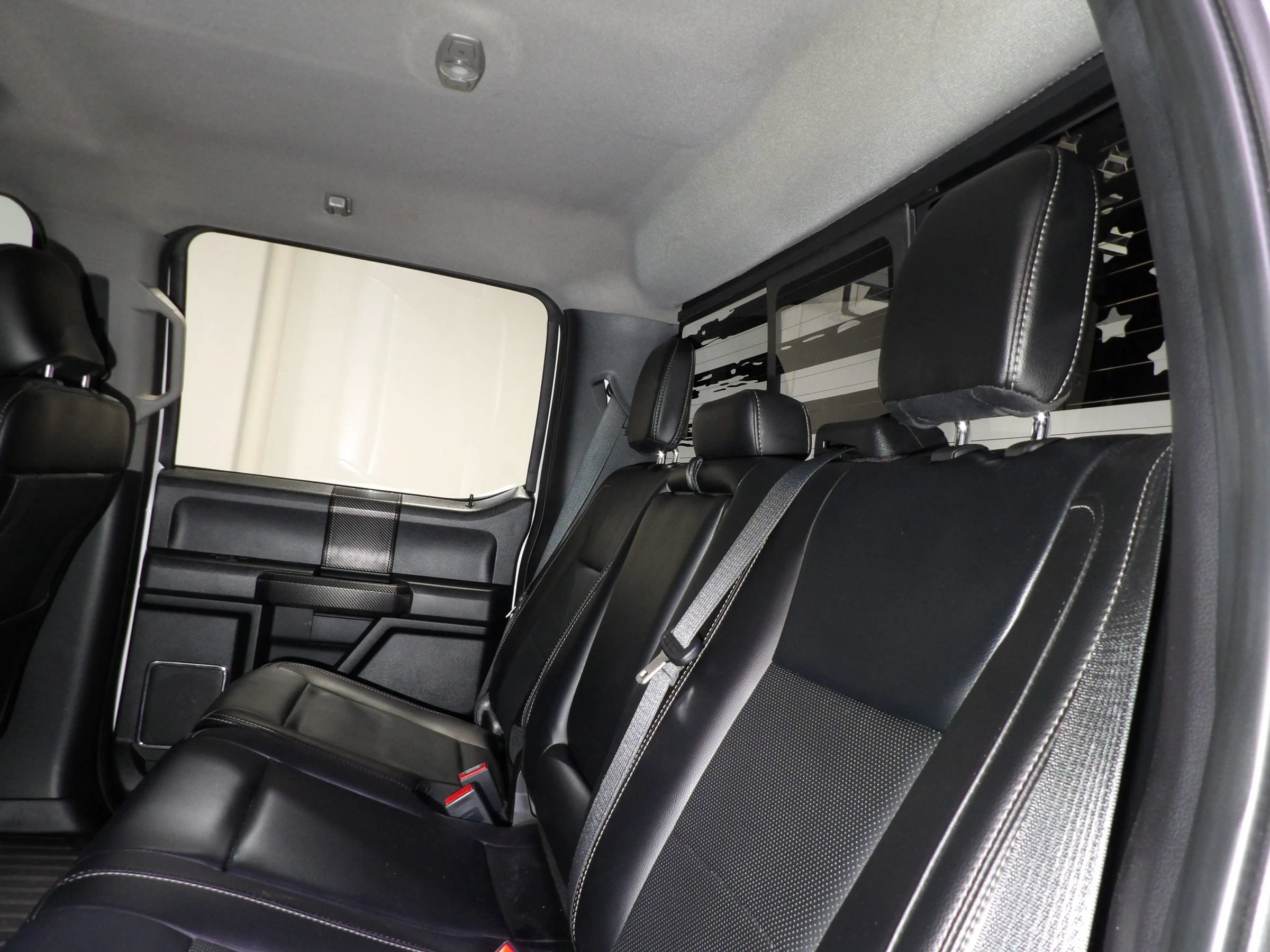 Used 2019 Ford F250 Lariat w/ Lariat Ultimate Package AWD/4WD image 23