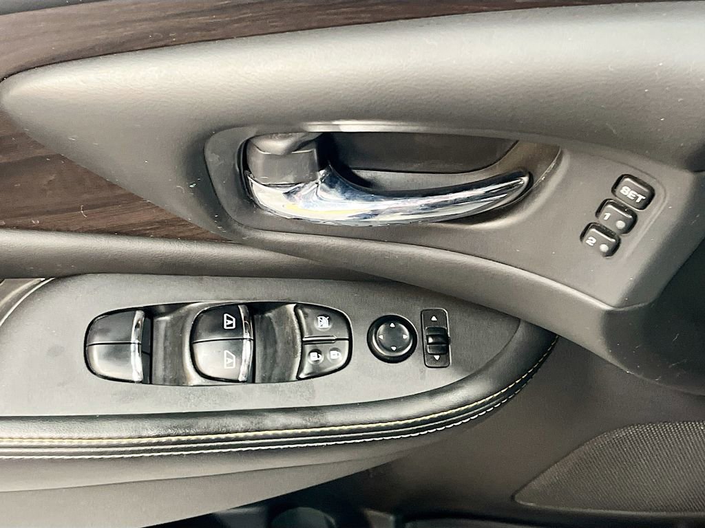 Used 2021 Nissan Murano Platinum w/ Cargo Package image 18