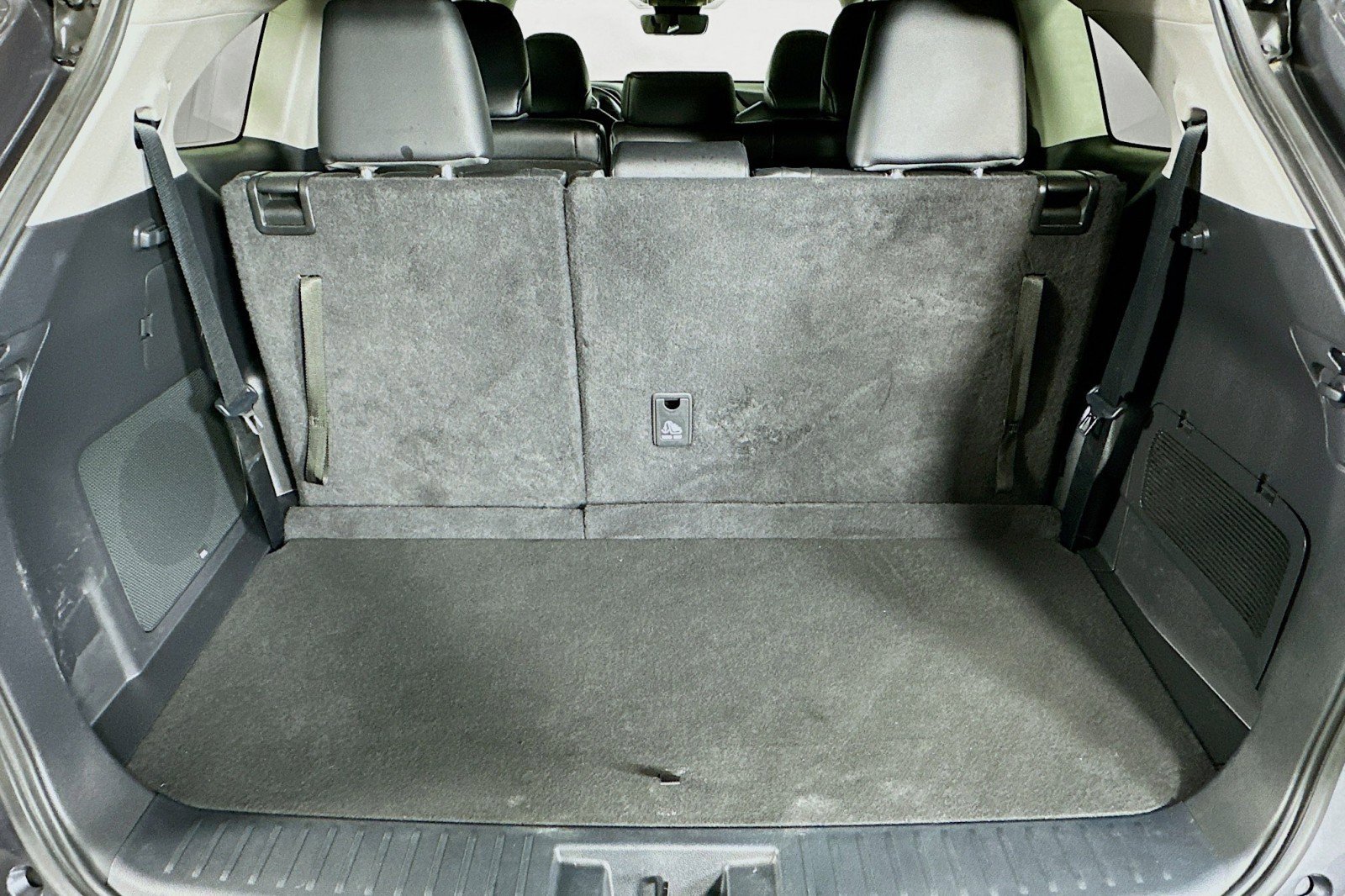 Used 2023 Toyota Highlander Limited image 23