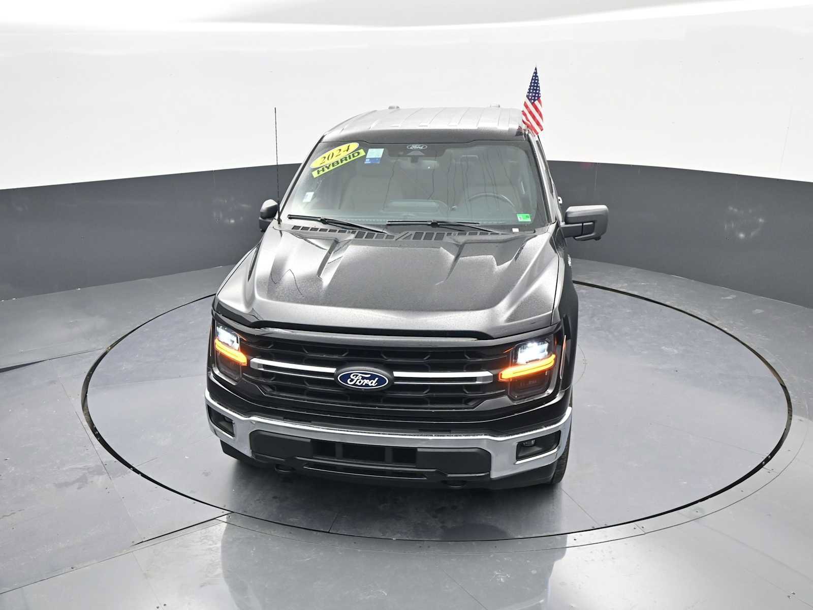 Used 2024 Ford F150 XLT w/ Mobile Office Package image 22