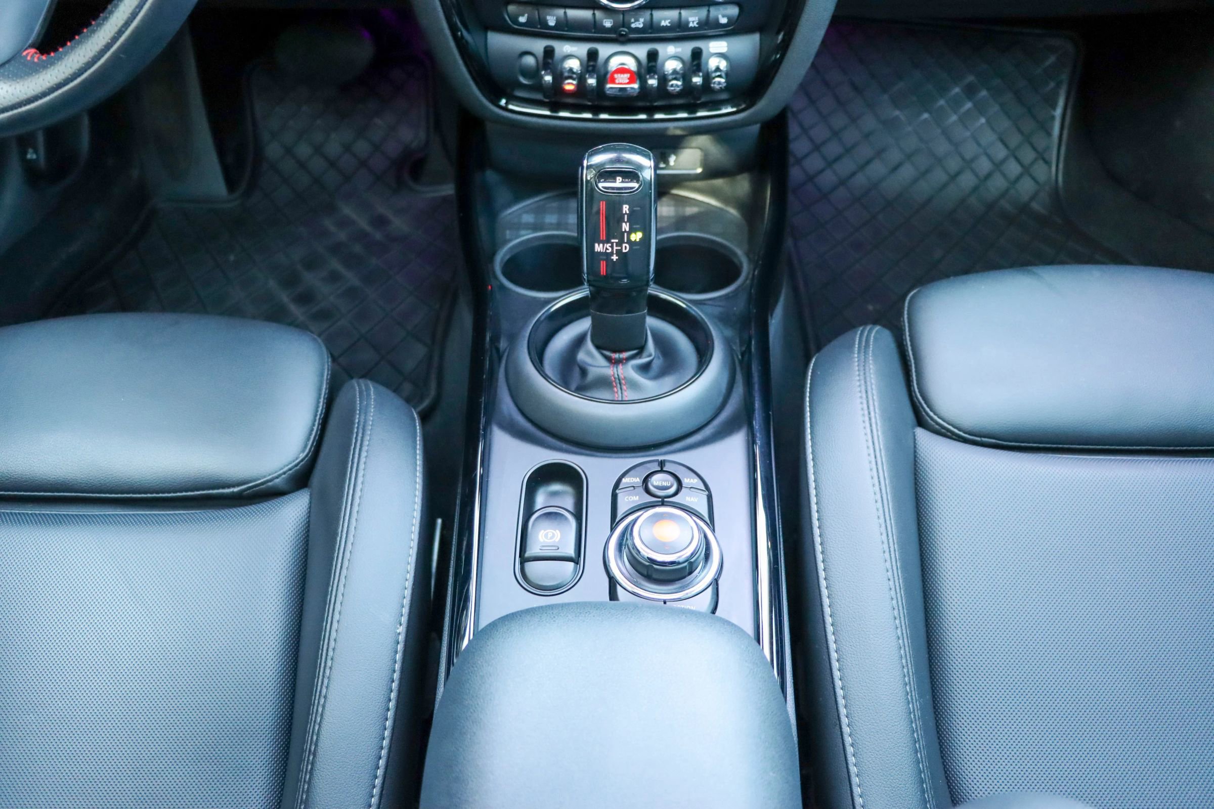 Used 2020 MINI Cooper Clubman S image 26