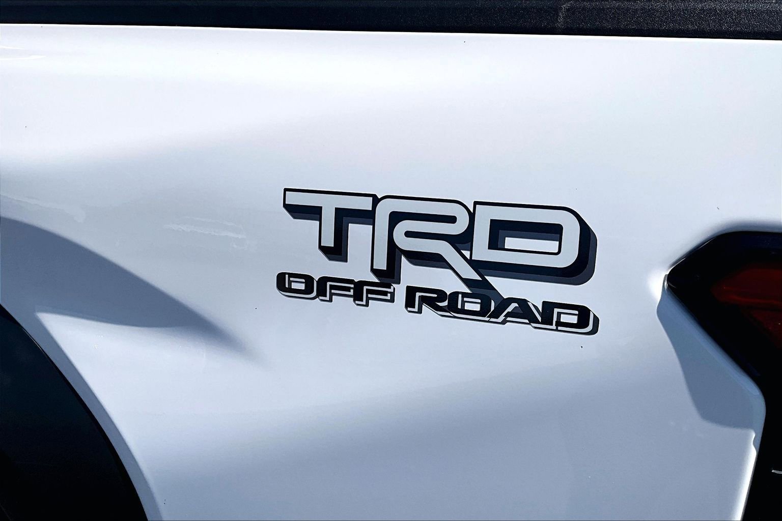 Used 2024 Toyota Tacoma TRD Off-Road AWD/4WD image 33