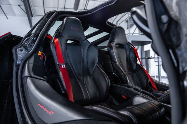 Used 2021 McLaren 765LT RWD image 44