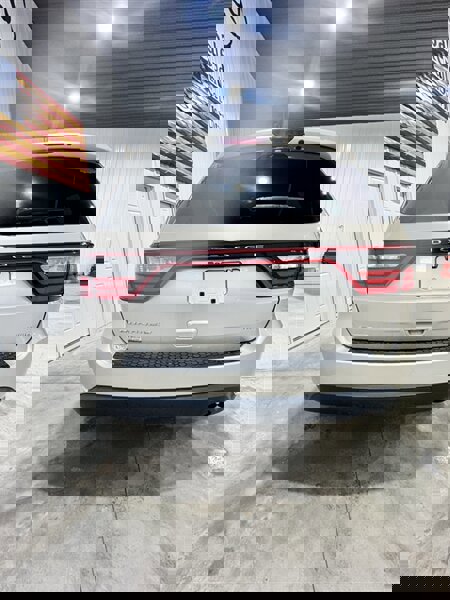 Used 2014 Dodge Durango SXT image 5