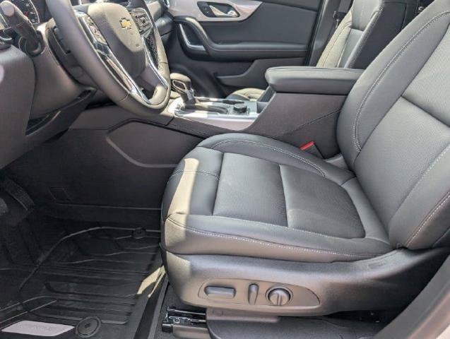 New 2026 Chevrolet Blazer LT w/ Sound & Technology Package FWD image 18