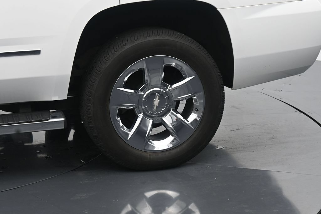 Used 2017 Chevrolet Tahoe LT w/ LT Signature Package AWD/4WD image 13
