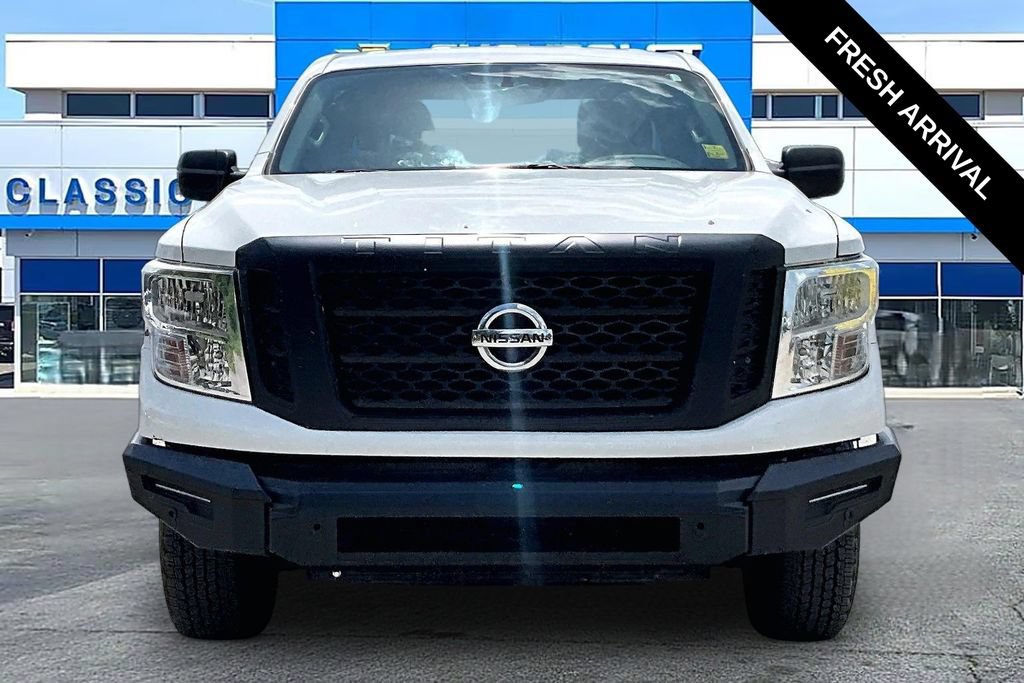 Used 2017 Nissan Titan S AWD/4WD image 17