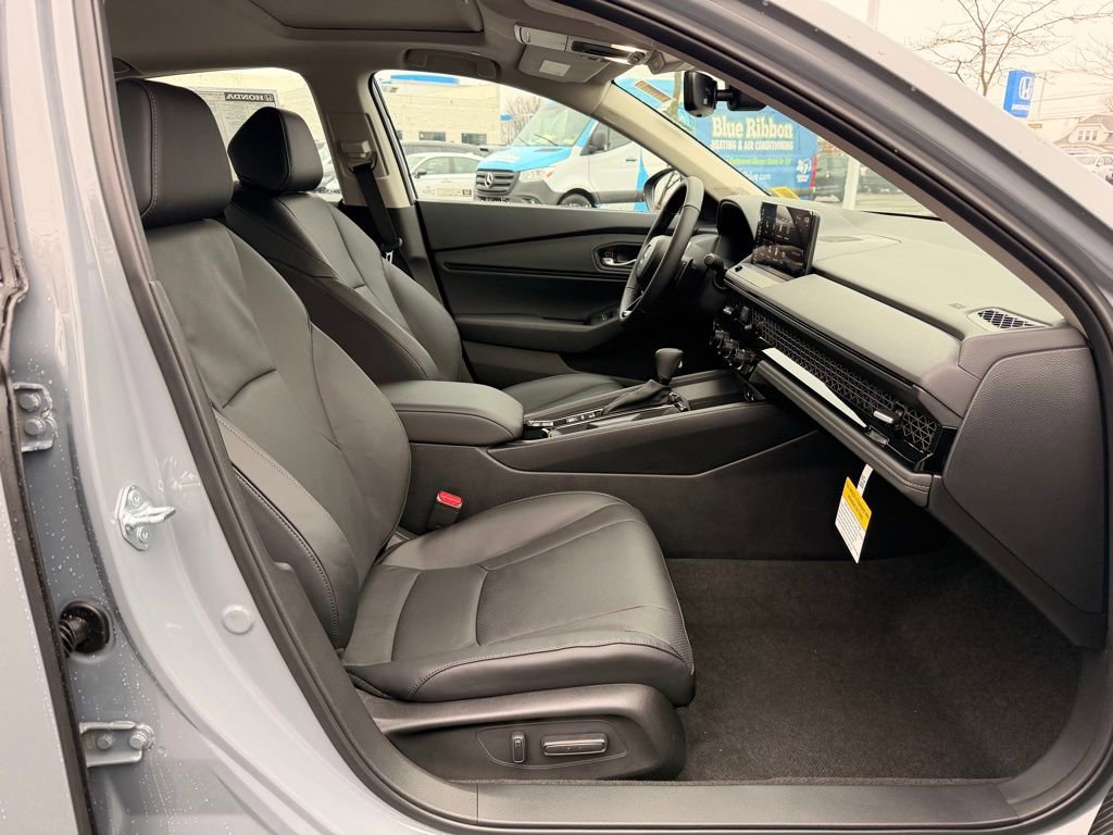 New 2026 Honda Accord EX-L image 16