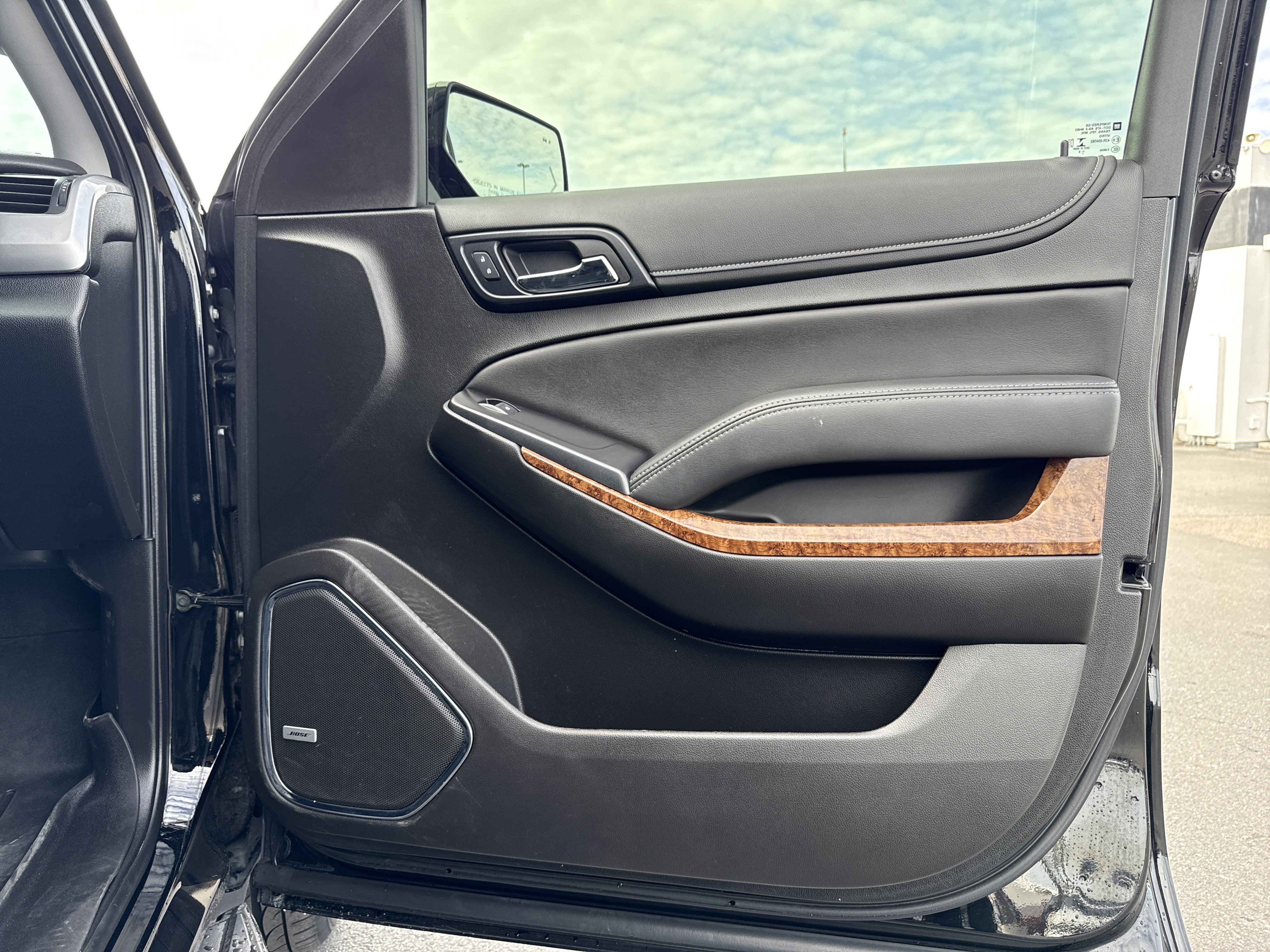 Used 2020 Chevrolet Tahoe Premier image 37