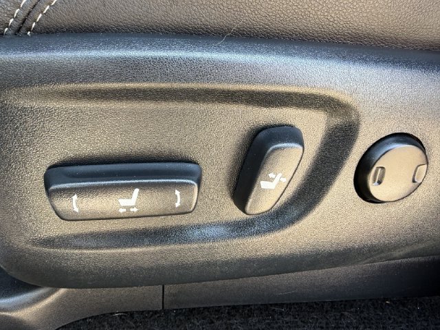 Used 2023 Toyota 4Runner SR5 Premium w/ Moonroof Package AWD/4WD image 26