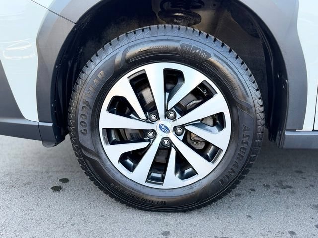 Used 2023 Subaru Outback Premium AWD/4WD image 28
