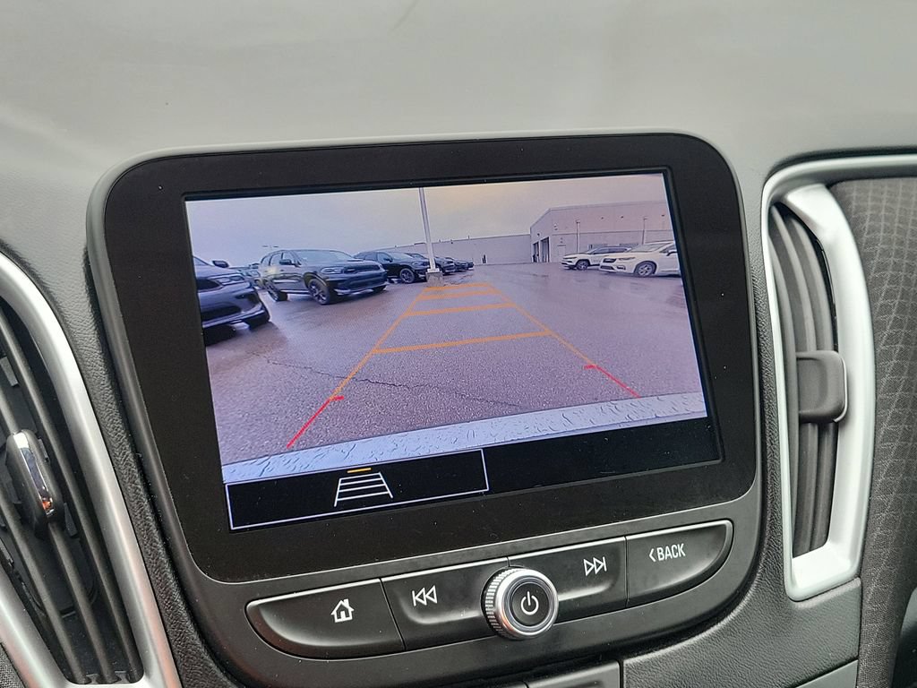 Used 2025 Chevrolet Malibu LT FWD image 25